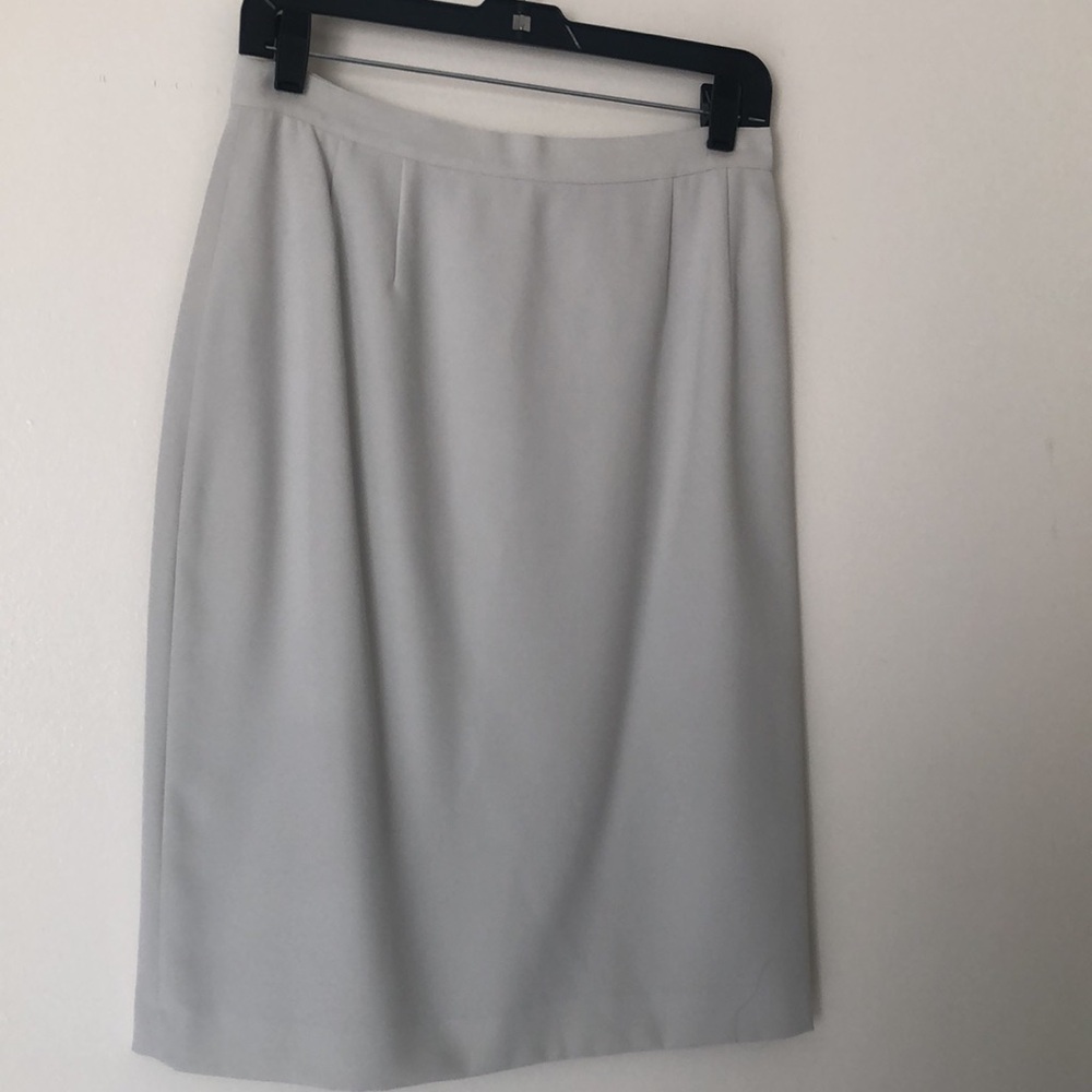 3 Piece Albert Nipon Suit Light Pearl Grey Weddin… - image 4